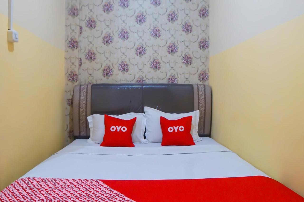 Reddoorz At Jalan Japaris Medan Hotel Ngoại thất bức ảnh
