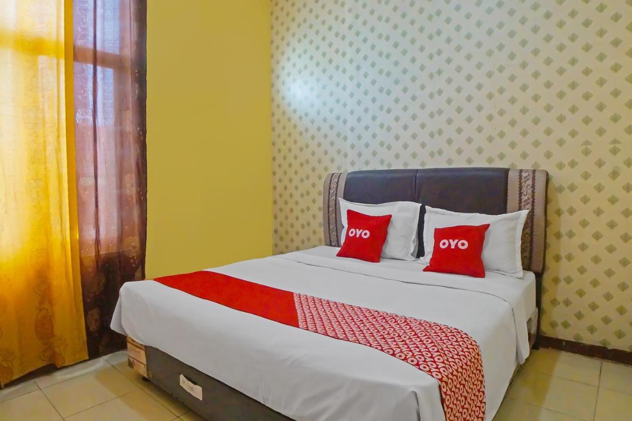 Reddoorz At Jalan Japaris Medan Hotel Ngoại thất bức ảnh