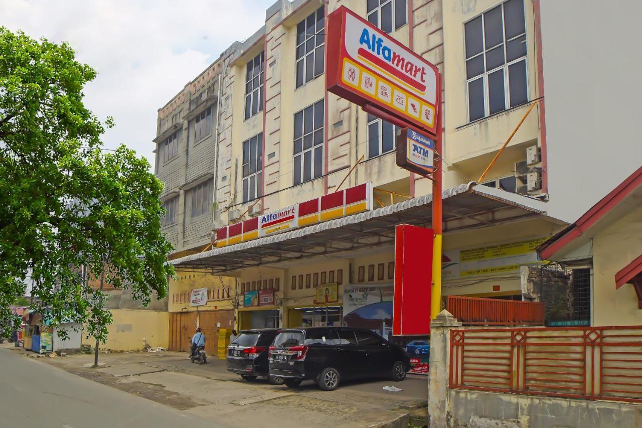 Reddoorz At Jalan Japaris Medan Hotel Ngoại thất bức ảnh