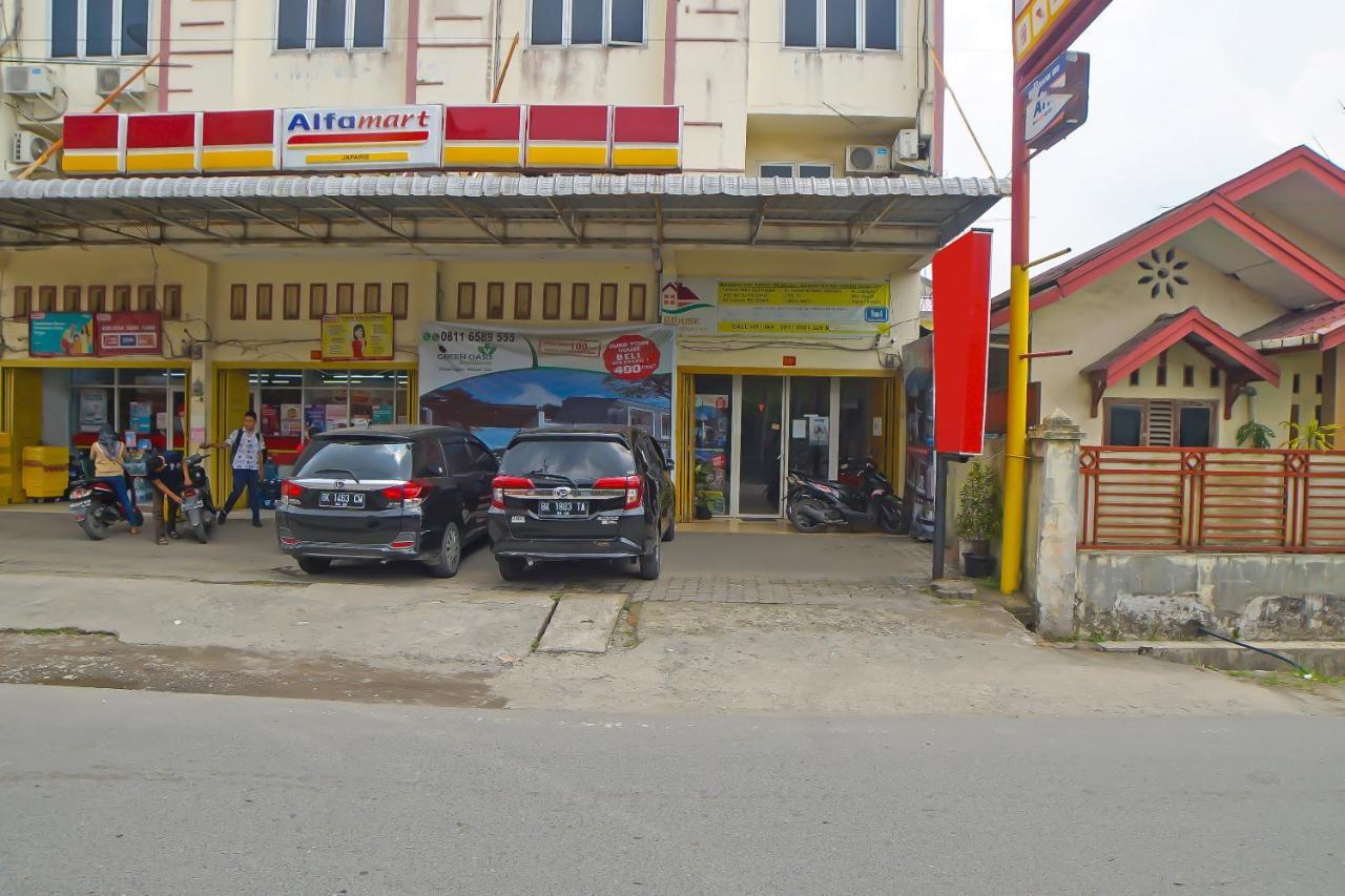 Reddoorz At Jalan Japaris Medan Hotel Ngoại thất bức ảnh