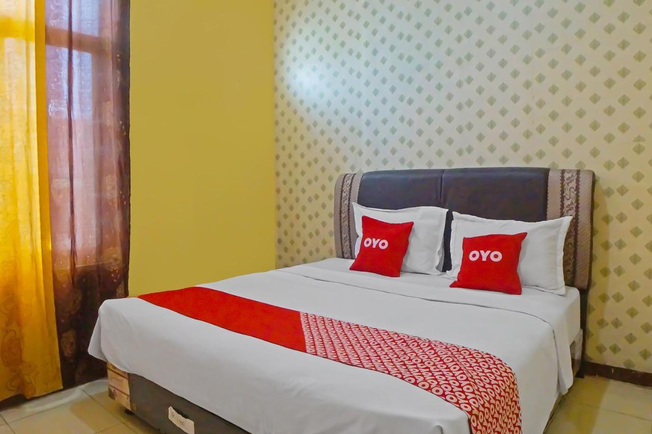 Reddoorz At Jalan Japaris Medan Hotel Ngoại thất bức ảnh
