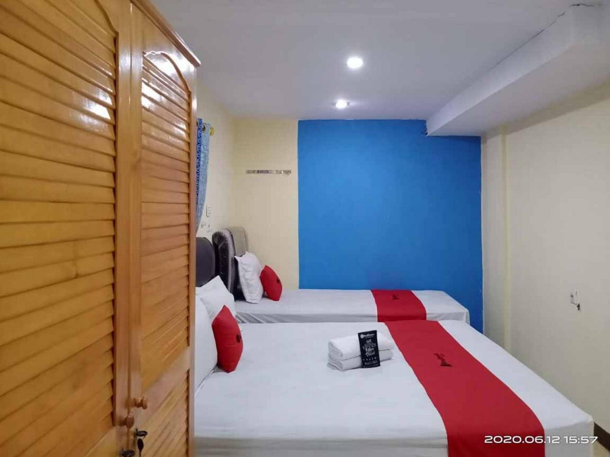 Reddoorz At Jalan Japaris Medan Hotel Ngoại thất bức ảnh